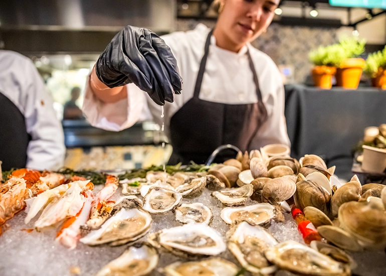Live chef stations at Platinum